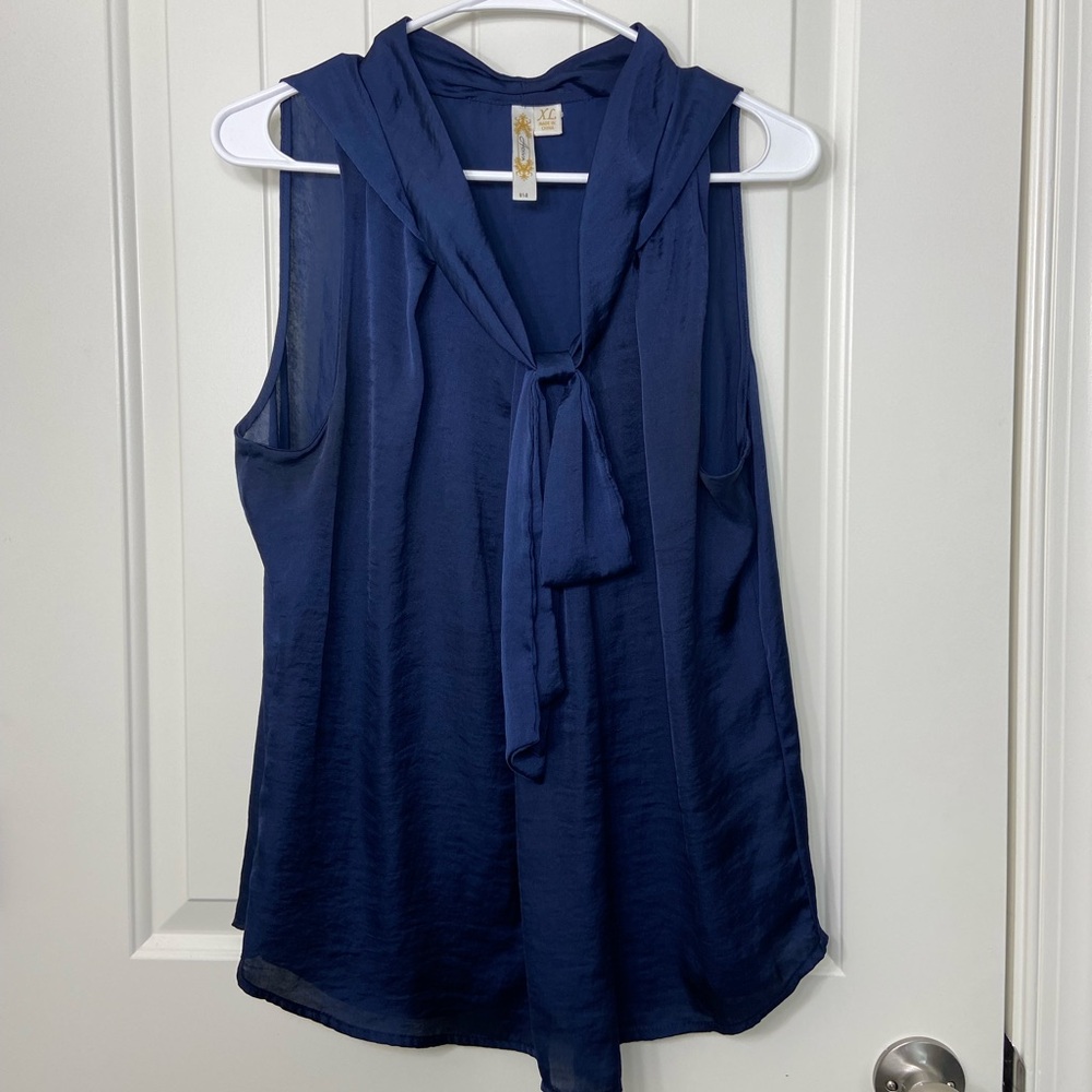 NWOT Adiva women’s navy silky smooth‎ tie neck sleeveless blouse top shirt XL